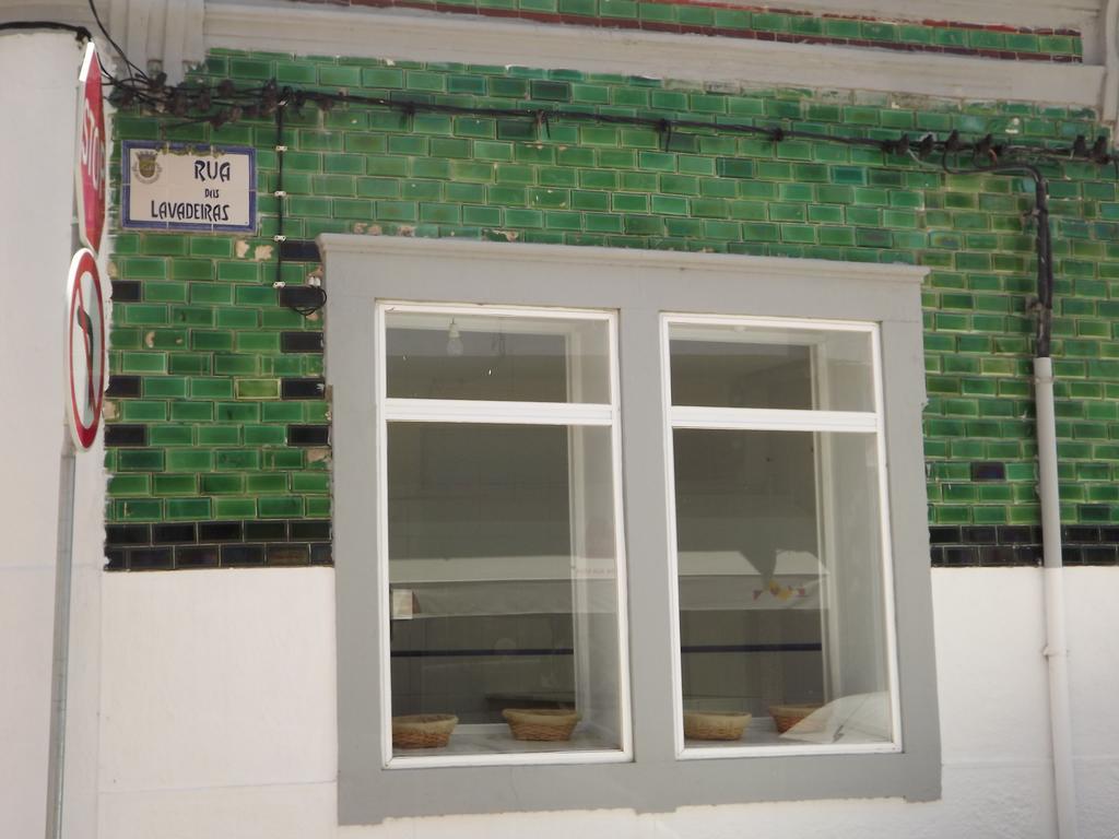 Entrecubos Guesthouse Olhão Exteriör bild